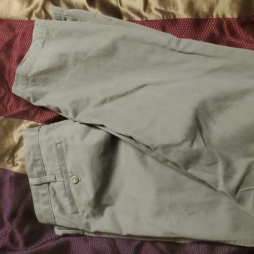 Grey pants 36x34 straight leg.  Fits really good